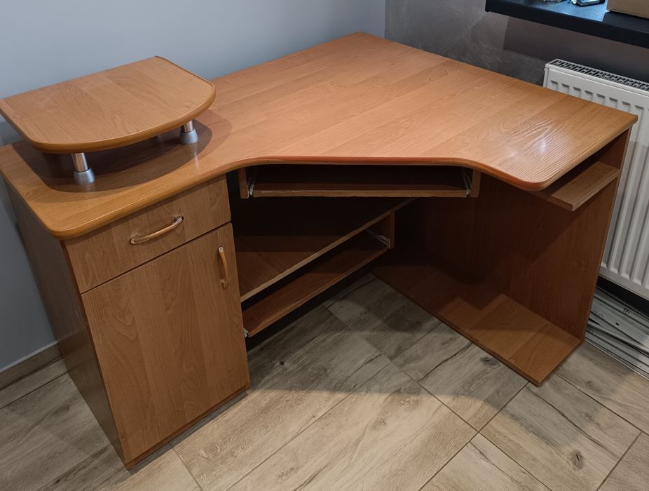 Biurko narożne brązowe