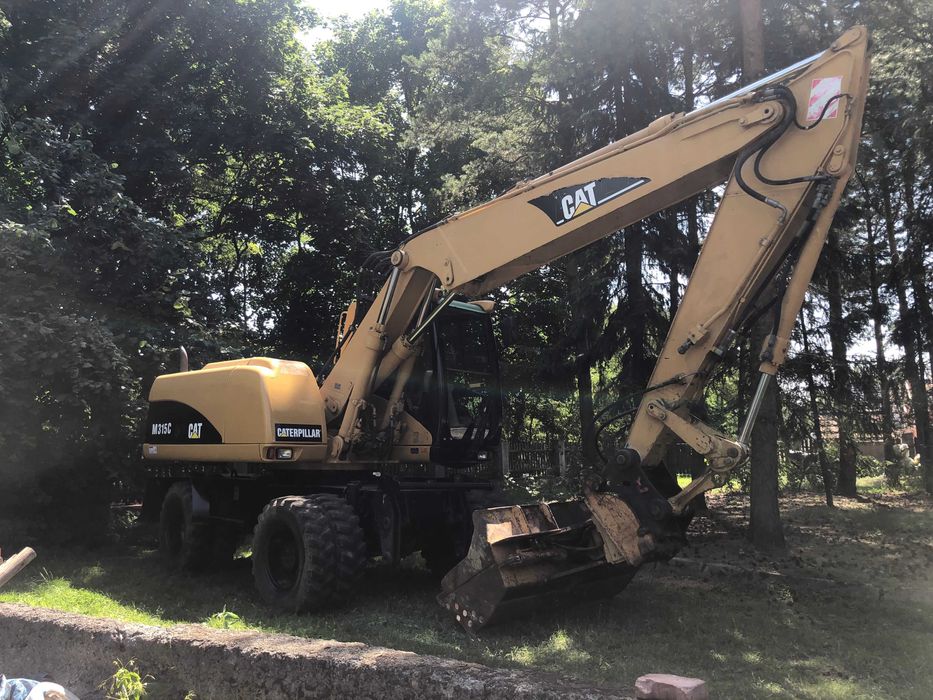 Wynajem Koparki. Usługi koparką. Roboty ziemne. Katowice