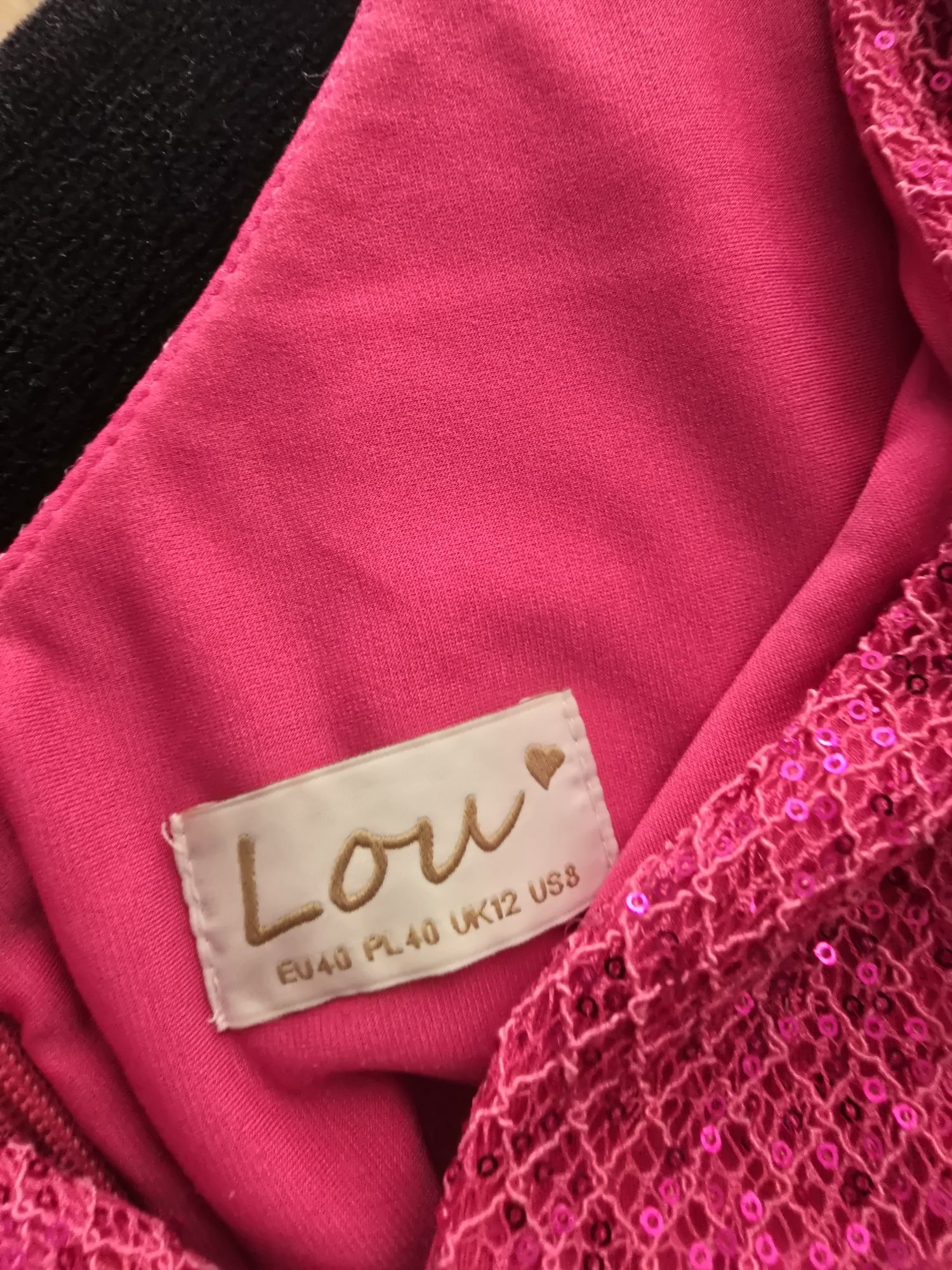 Lou Raisa, Rozmiar L