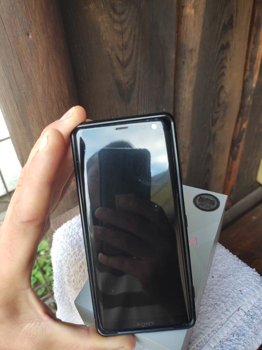 Sony xz3 jak nowy