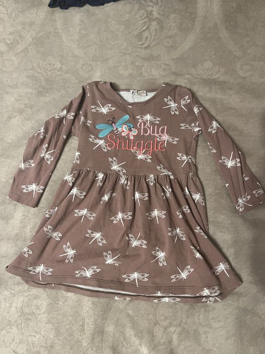 Продам сукню на дівчинку 3-4роки-250грн