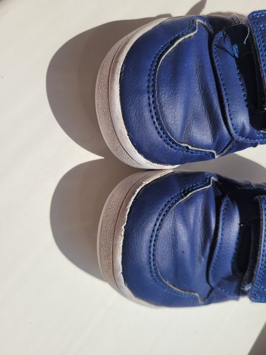 Кросівки на липучках шкіряні Adidas UK13,5 (US1), EUR32 - 21 см