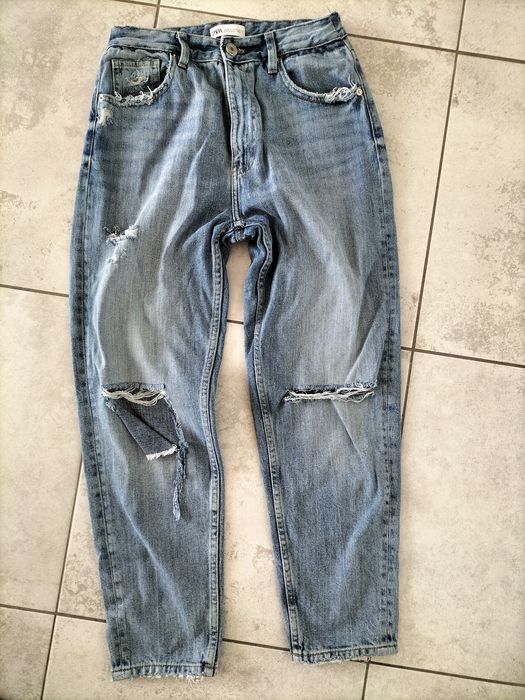 Jeansy z dziurami