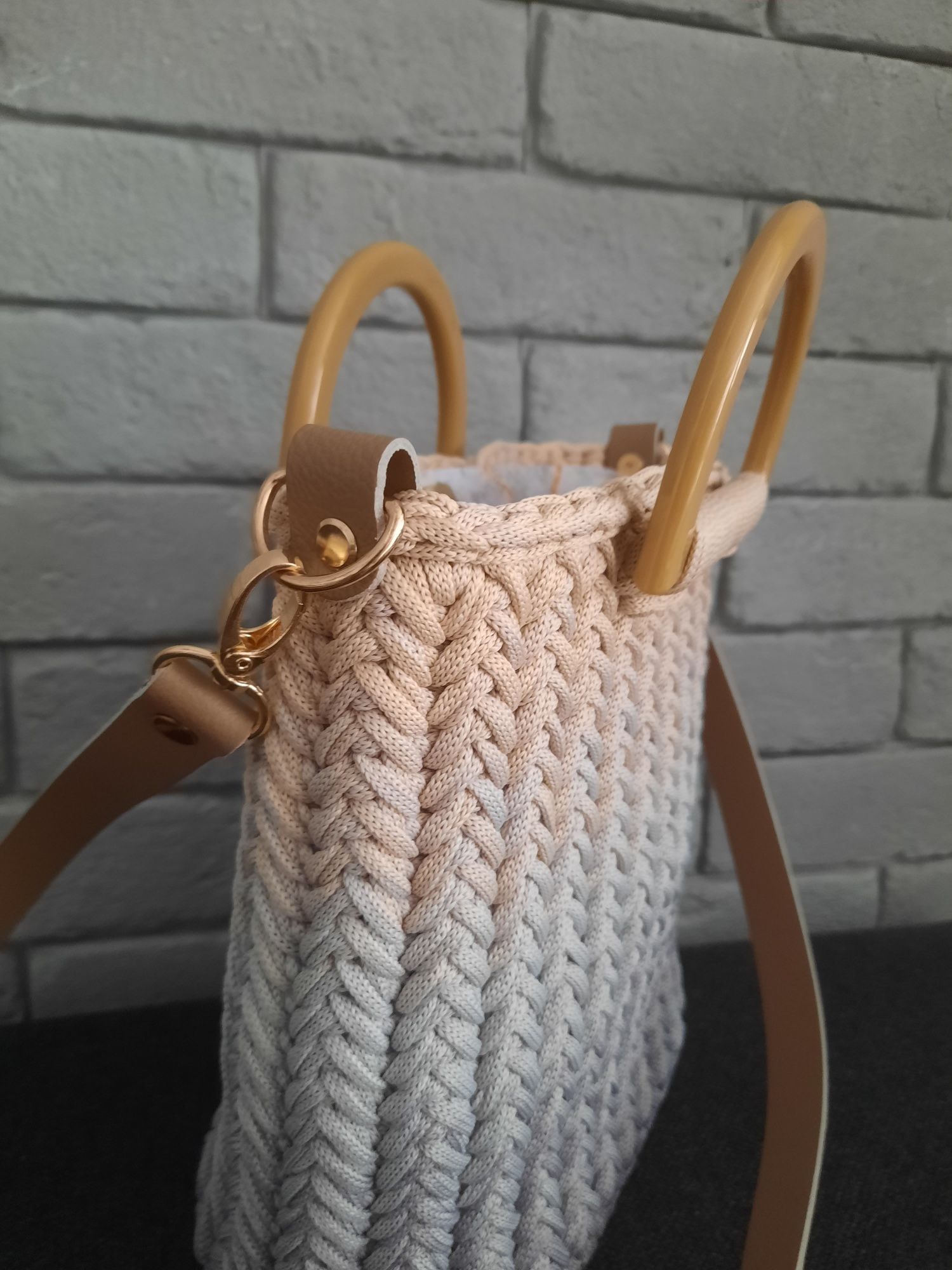 Torebka handmade jodełka skórzane dodatki z apaszka ombre beż szary