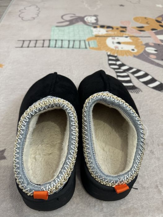 Дитячі уггі-тапочки
