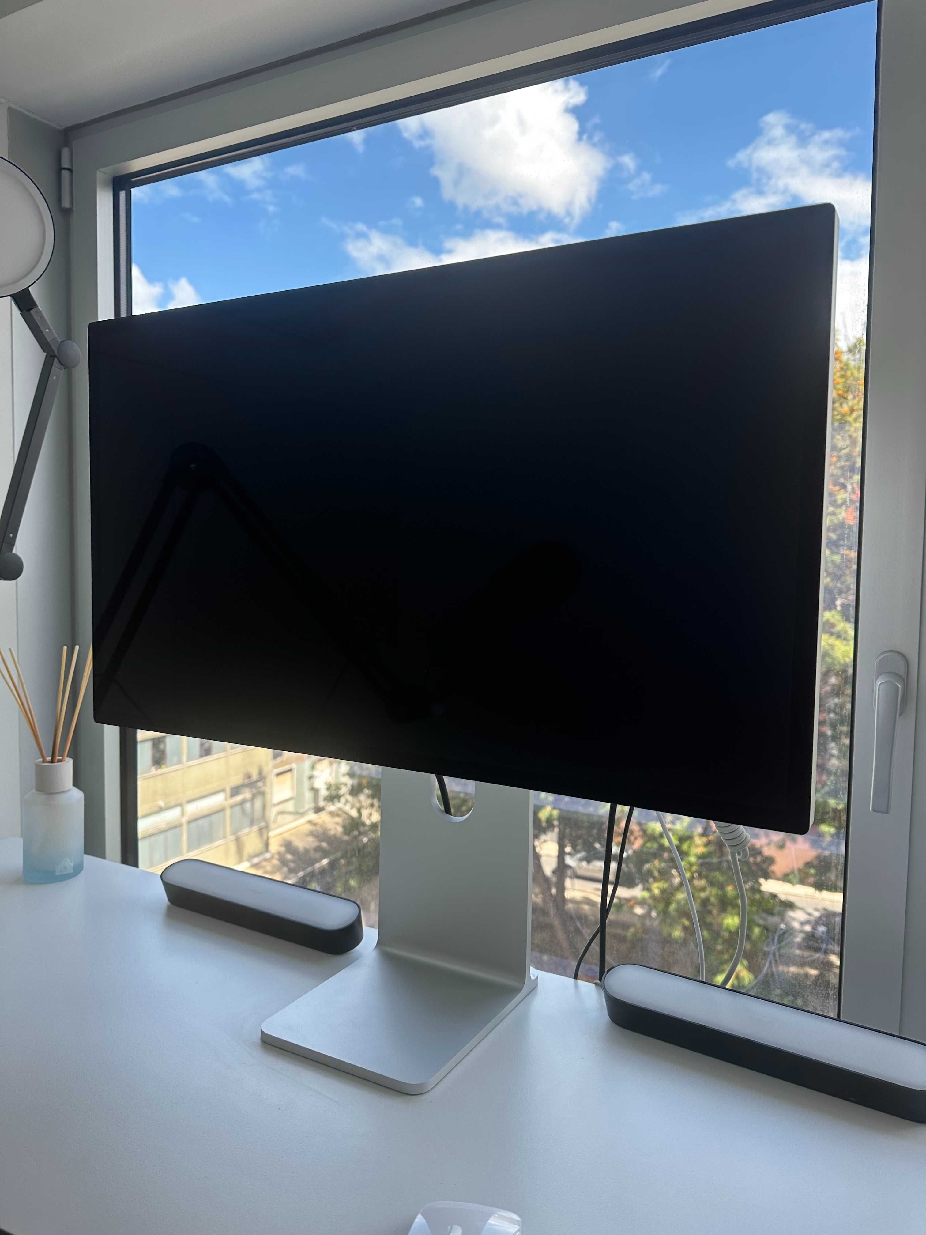 Apple Studio Display perfect