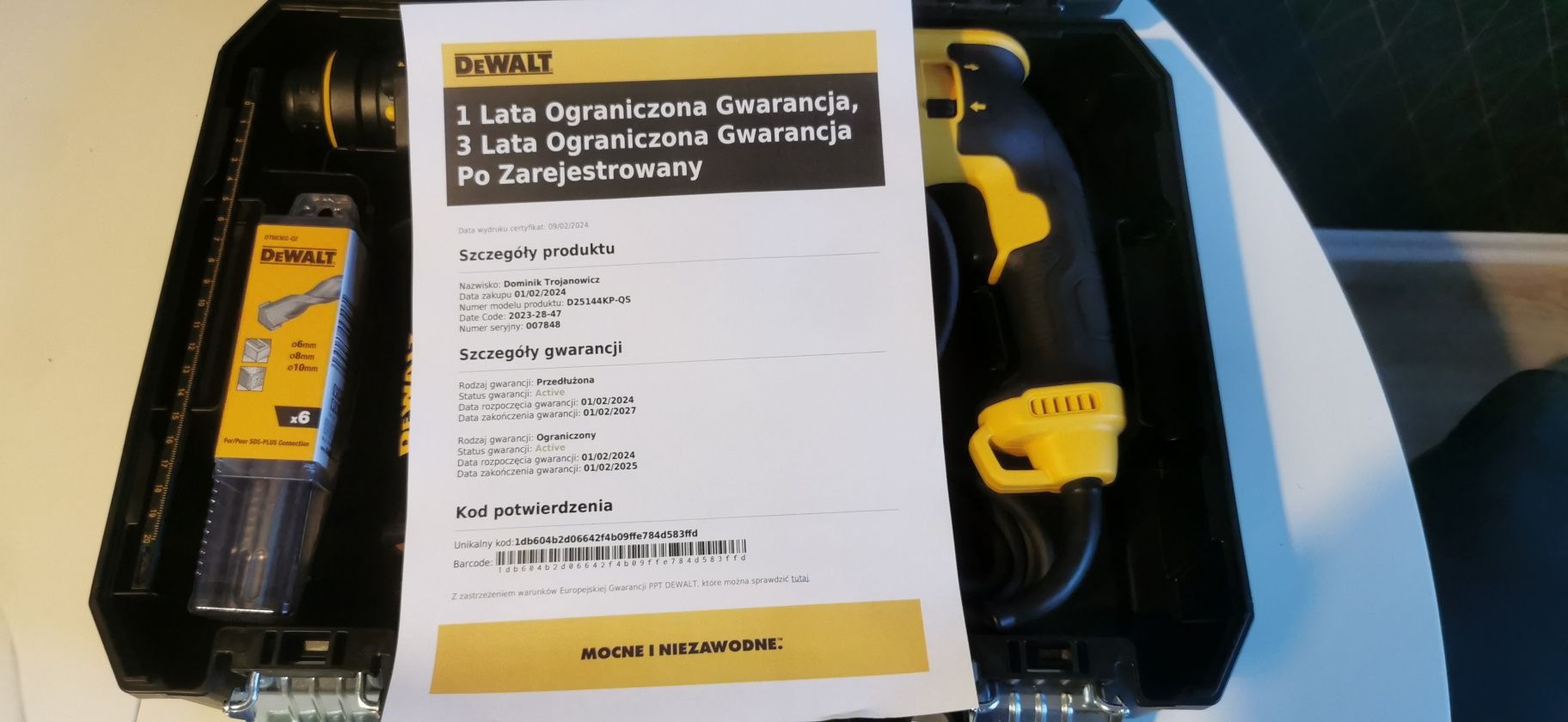 Młotowiertarka DeWALT DK25144KP + Zestaw wierteł oraz dłut do kucia