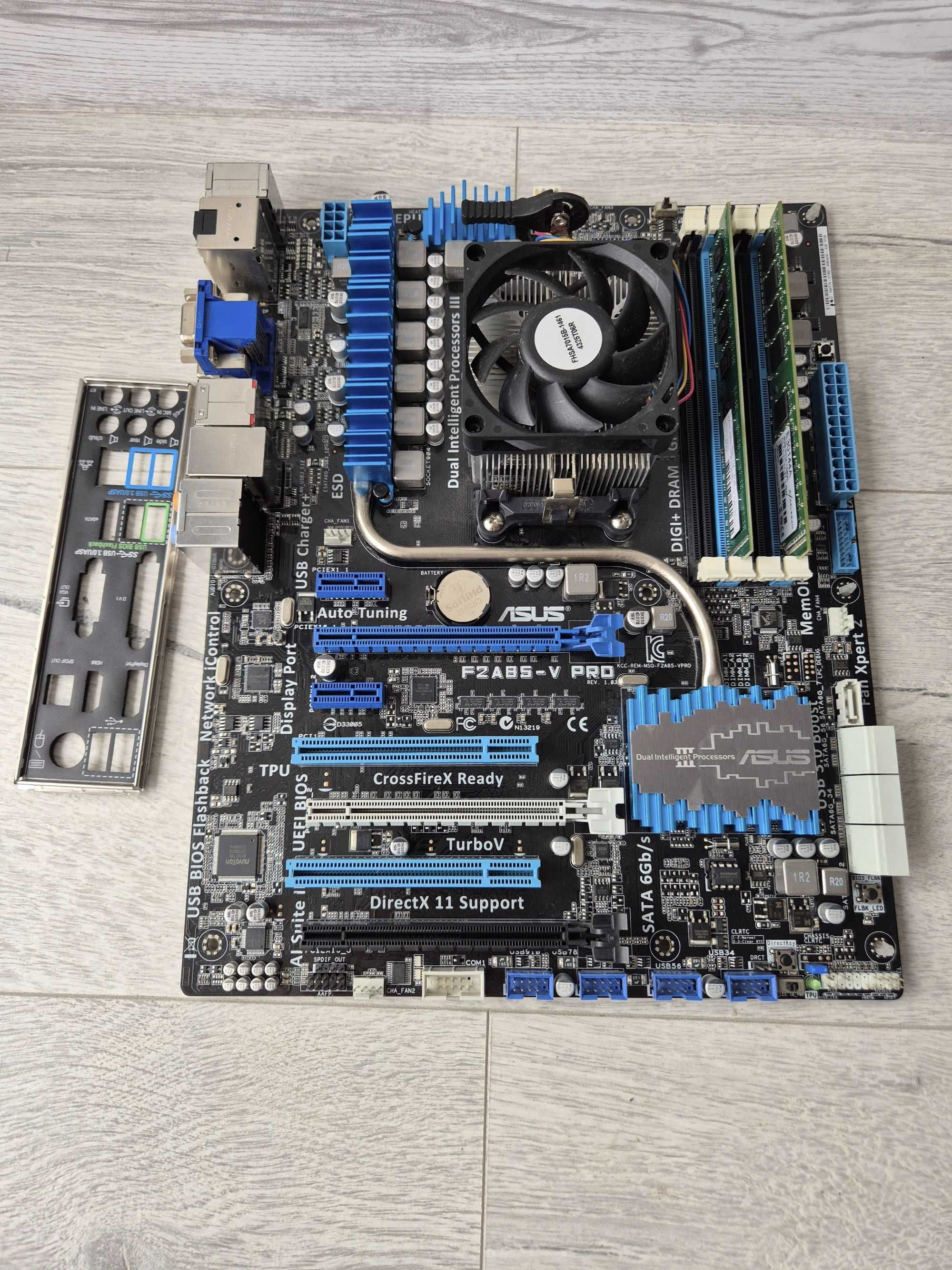 сет AMD Athlon X4 750K 4GHz+ ТОП плата ASUS+ 12GB DDR3+кулер. 7* SATA3