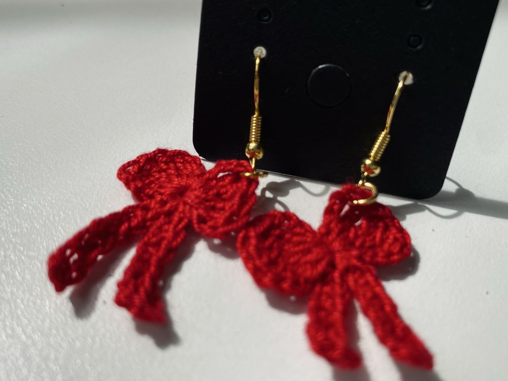 aros de crochê feitos à mão