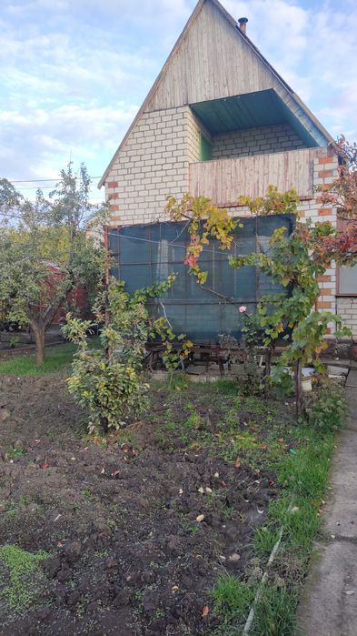 Продаю дачу за Терновкой с условиями проживания. Участок 4 сотки