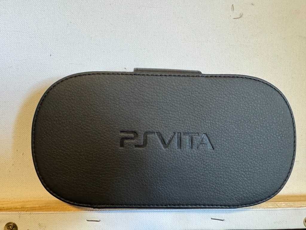 Oryginalne etui PS Vita FAT