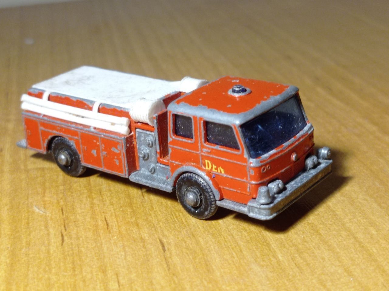 Lesney MATCHBOX 1:87 h0 model samochodu straż pożarna