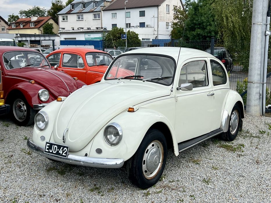 VW Garbus 1200 z 1970 Pastel White