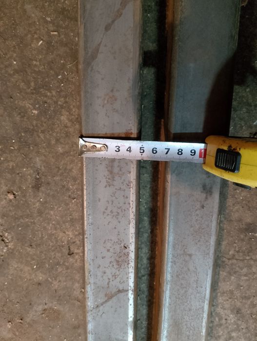 Profil stalowy zamknięty 2szt