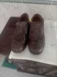 Vendo sapatos de forcado
