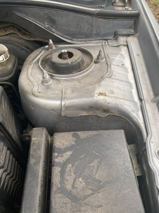 Продам свій автомобіль лансер 9