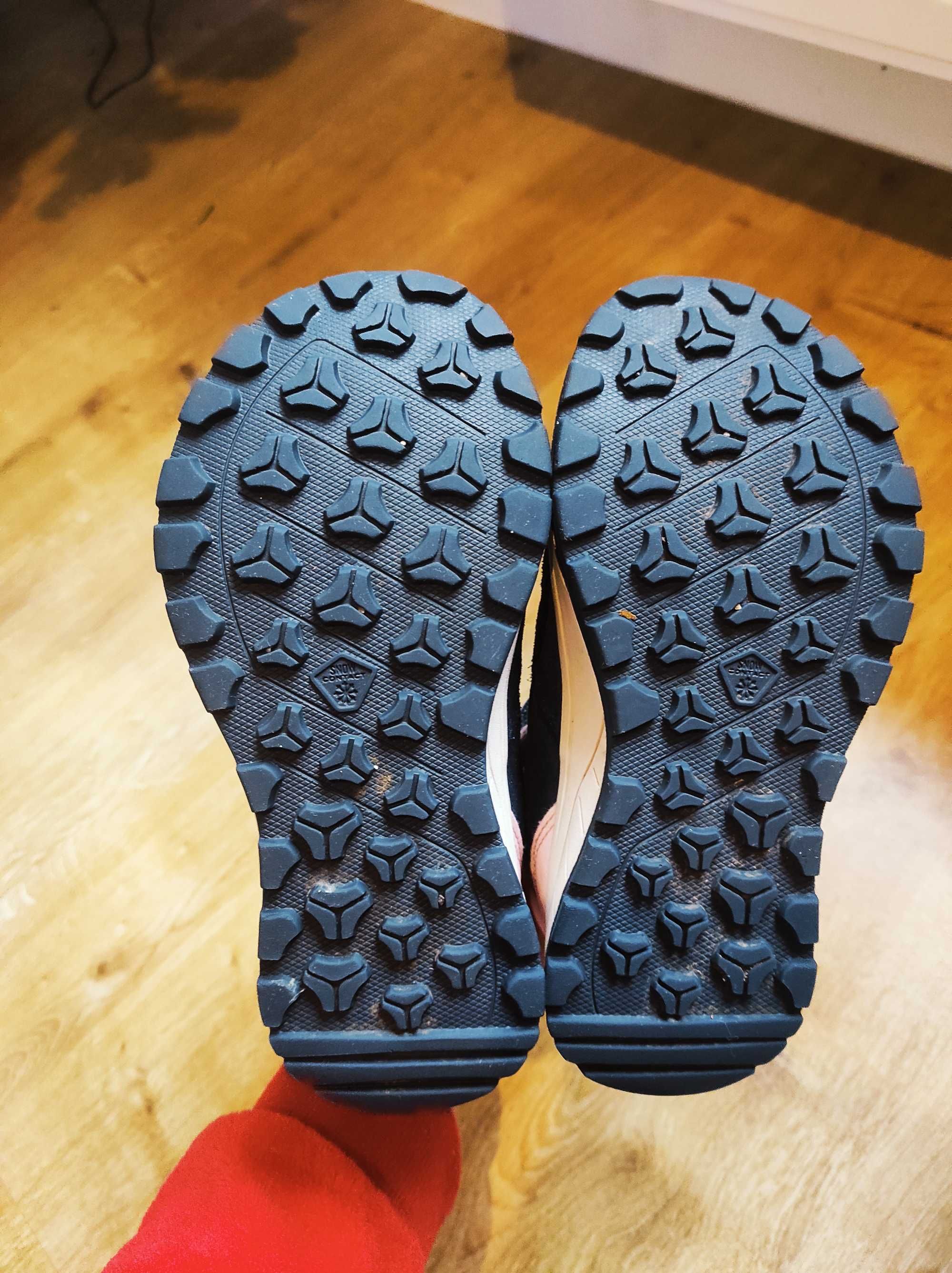 Buty zimowe dla dziewczynki