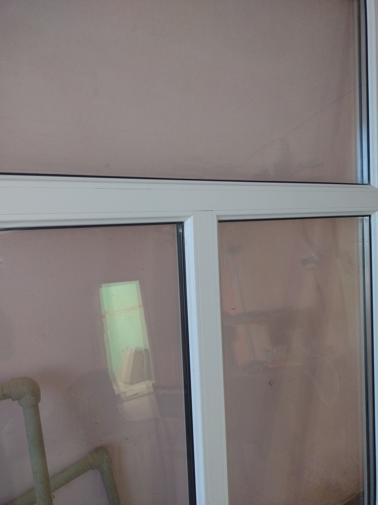 металопластикове вікно глухе 3 секції розмір 1,70м на 2,19м