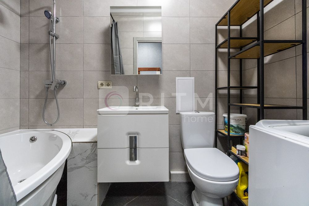 Оренда стильної 1-кімнатної квартири з кухнею-студією