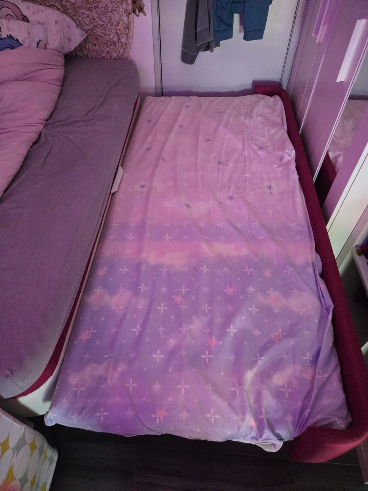 Cama dupla solteiro