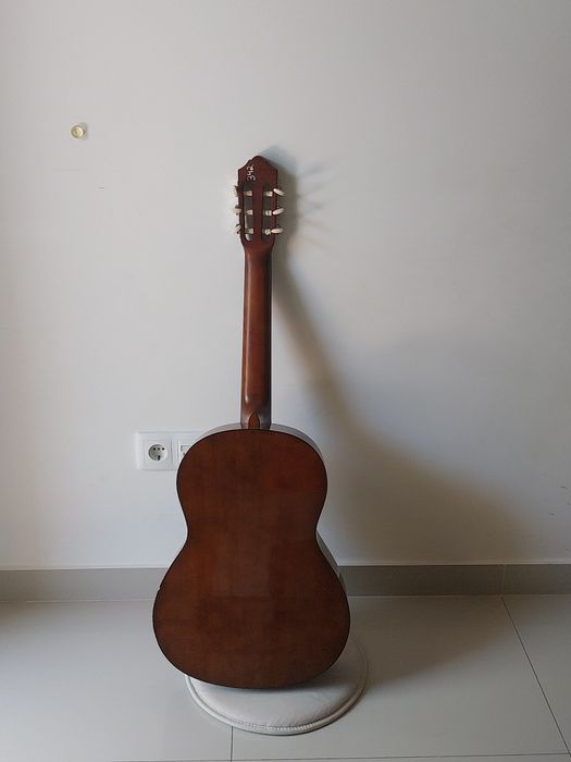 Guitarra yamaha c40