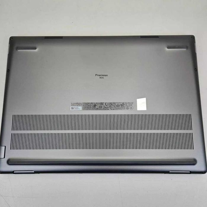 Dell Precision 7670 -Intel i9-64 GB RAM- 2 TB M.2-RTX A2000