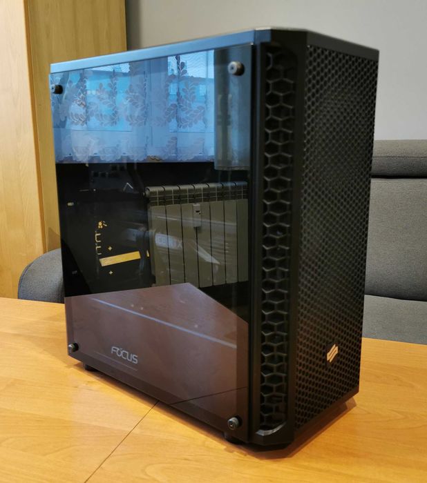 Komputer gamingowy Ryzen 3700X RTX 3070 Ti 16 GB RAM 1,5 TB SSD RGB