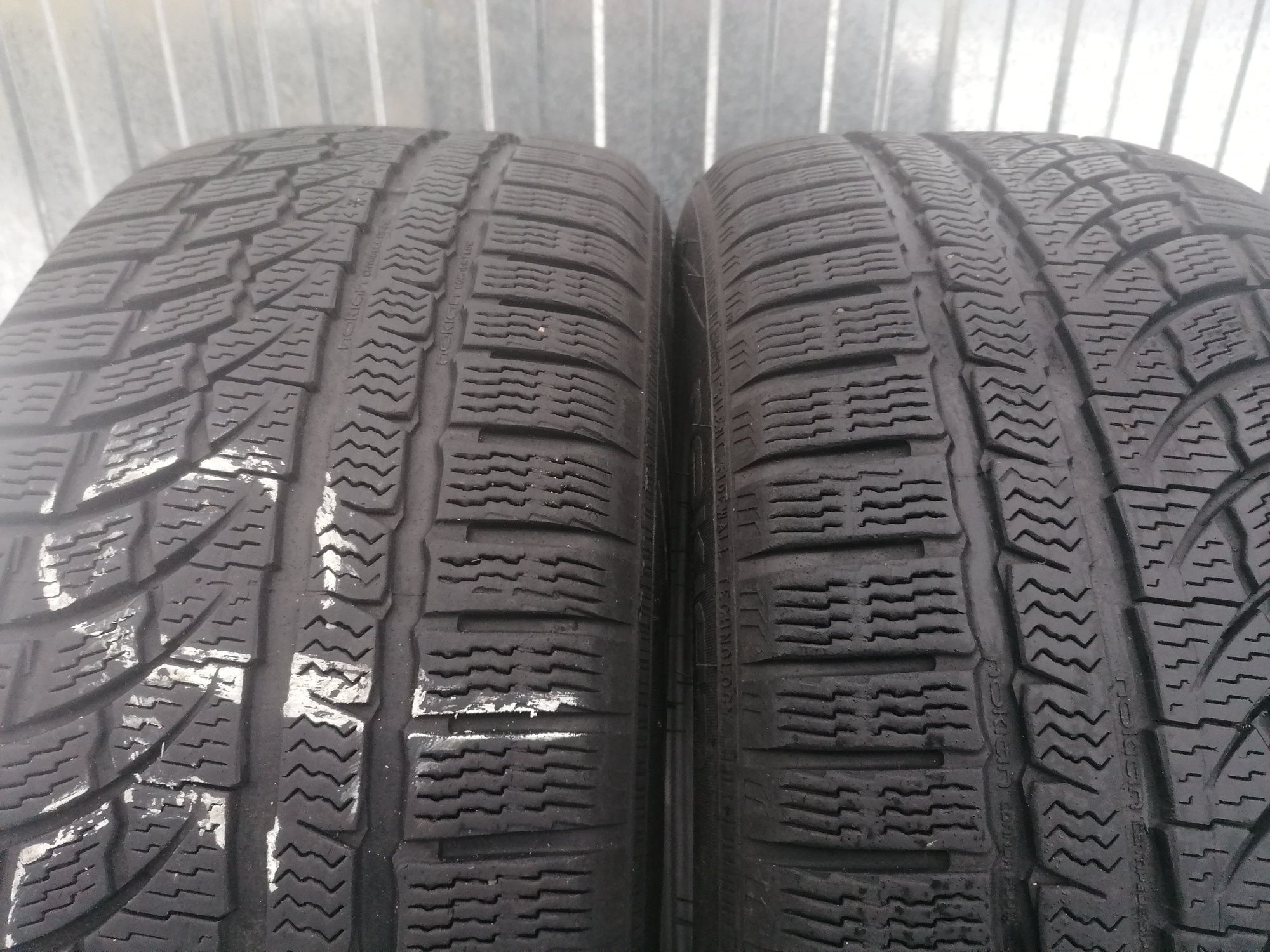 2 szt 235/45 r 18 Opony zimowe Nokian wr a4