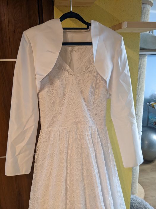 Suknia ślubna koronkowa r.40-44