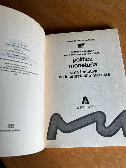 Política monetária    SUZANNE BRUNHOFF