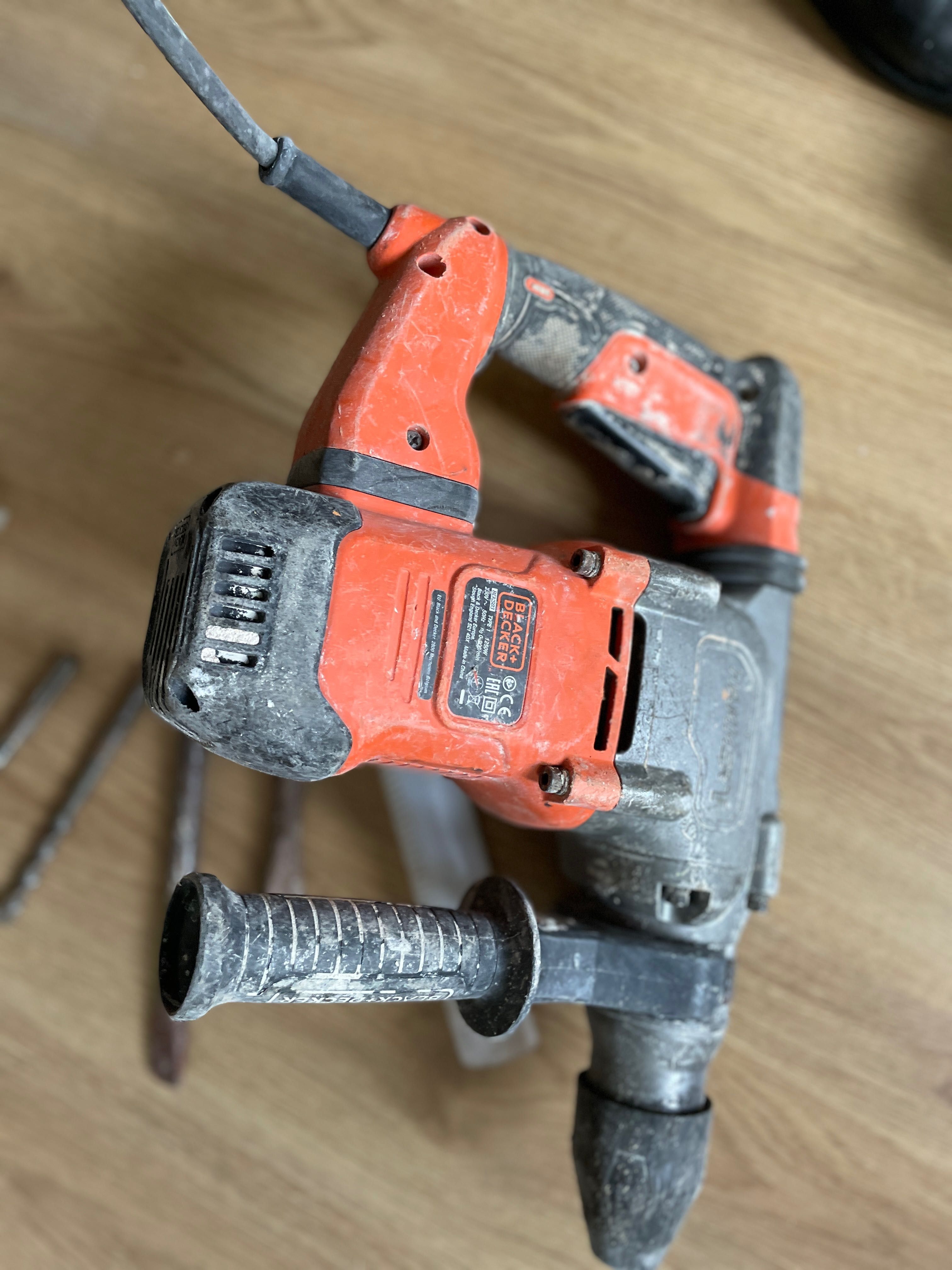 Martelo elétrico, pneumático Black+Decker 1250W