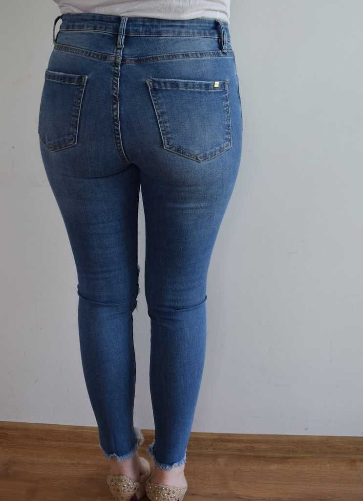 Queen Hearts spodnie jeansy rurki dziury wysoki stan 38 m