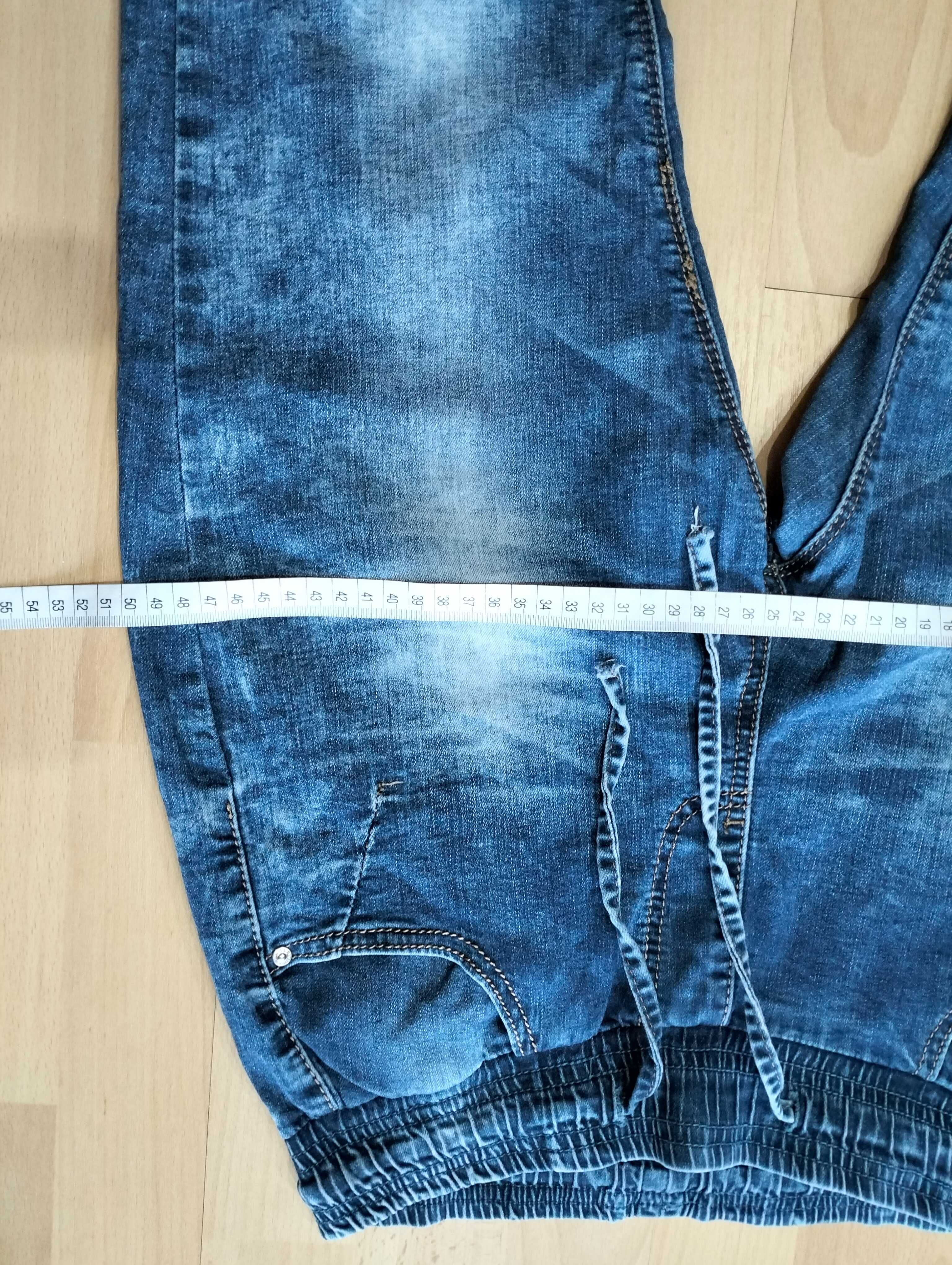 Damskie spodnie jeansy