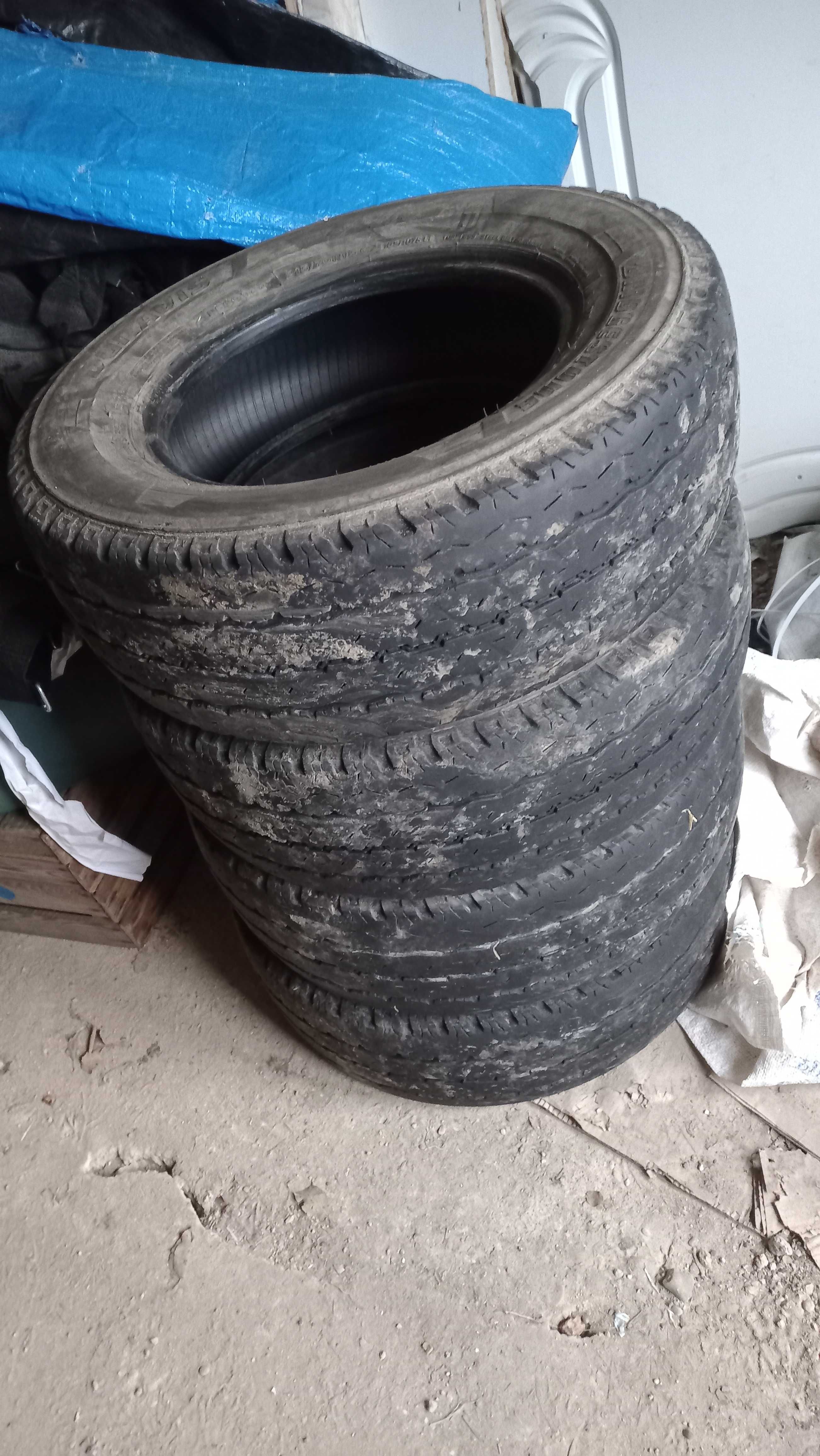 Шини скати літні BRIDGESTONE 215/70 R15