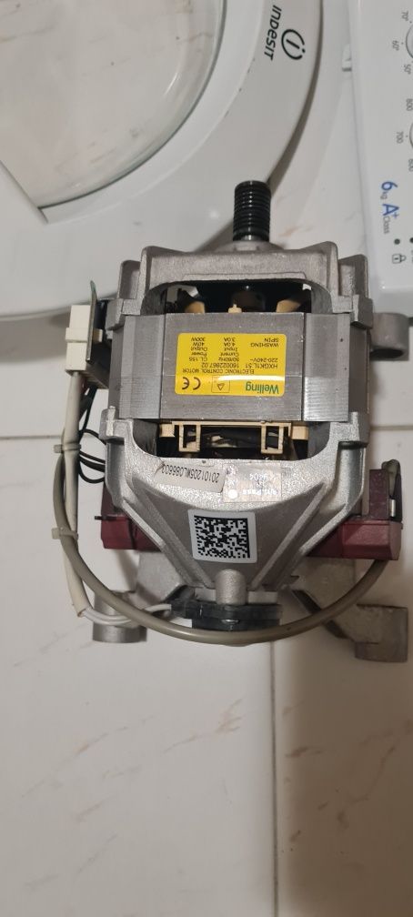 Peças máquina lavar roupa indesit