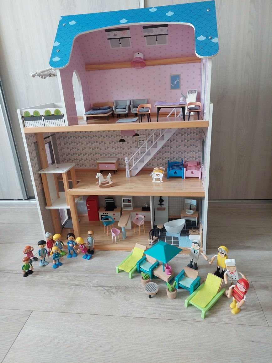 Domek dla lalek Playtive