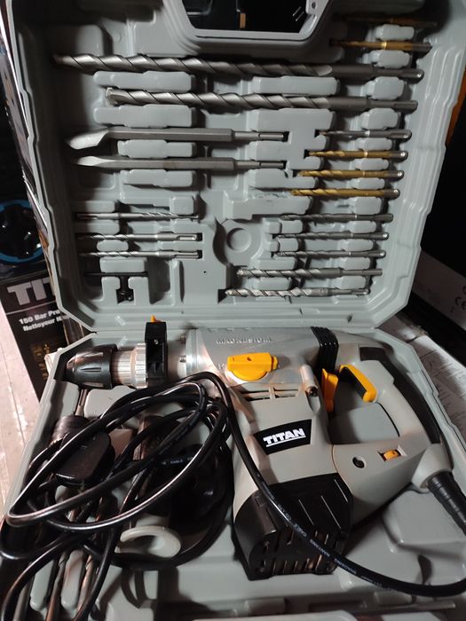 Перфоратор з Англії