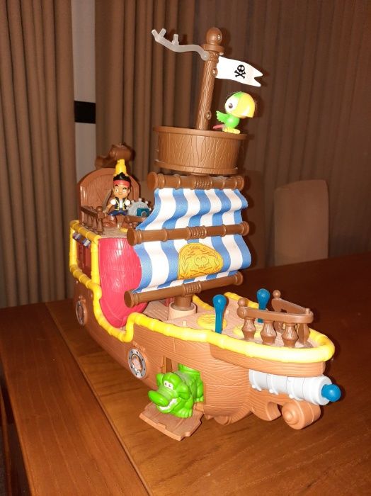 Jake e os piratas (barco musical)