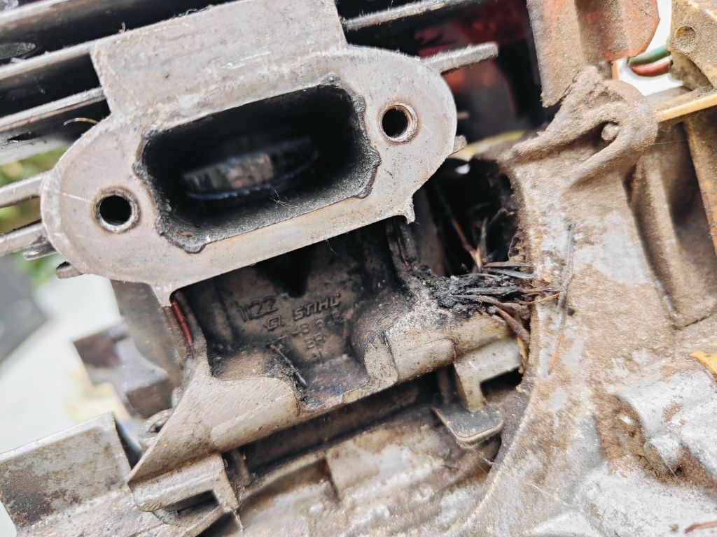 Kosa FS490C na części 3.3KM Gaźnik, cewka, wał