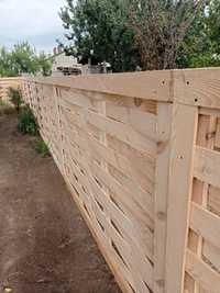 Плетений дерев'яний паркан. Оригінальний паркан. Забор.