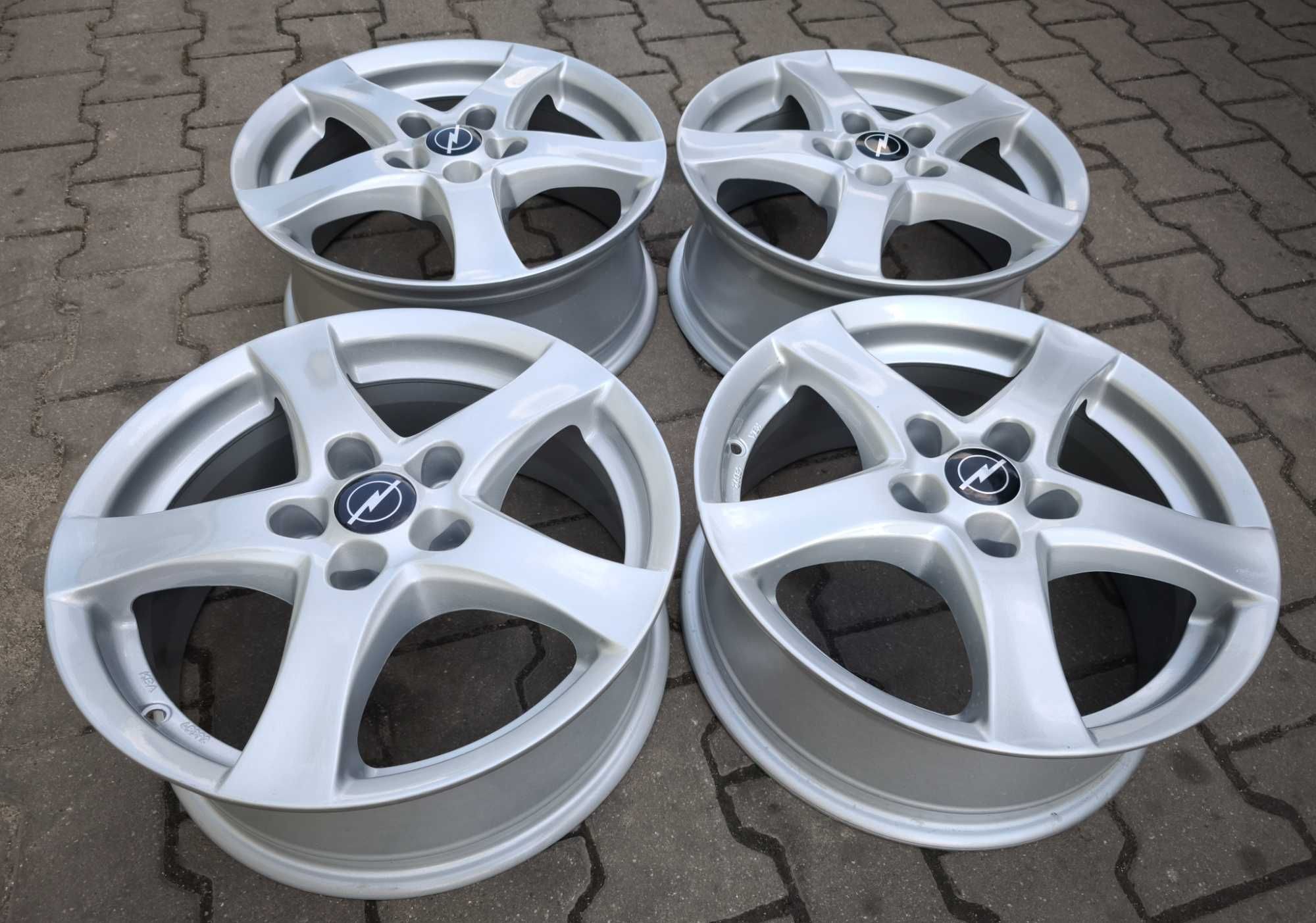 Felgi aluminiowe 16 OPEL Zafira C Astra J Insignia B Ampera Antara