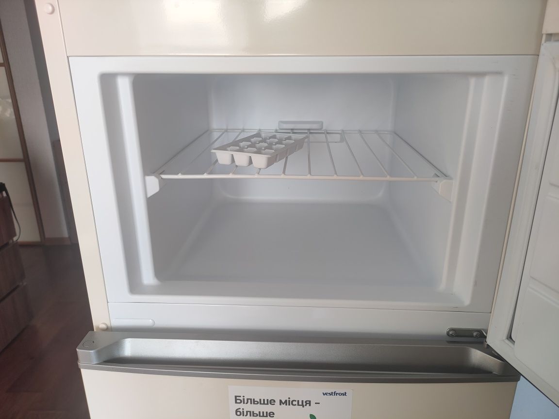 Холодильник vestfrost cx 232 b