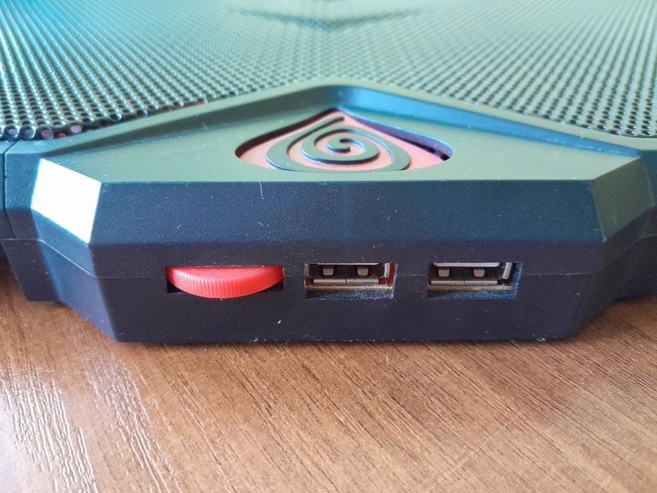 Podkladka chłodząca pod laptop GENESIS