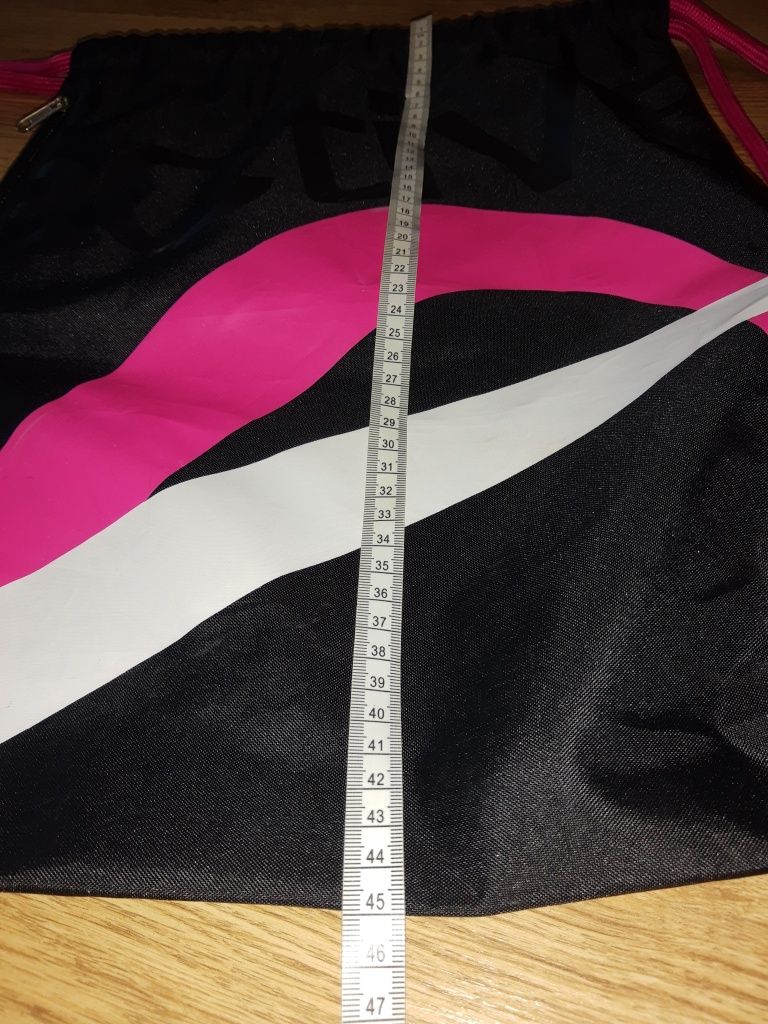 Plecak torba sportowa damska czarna z różowym na buty active
