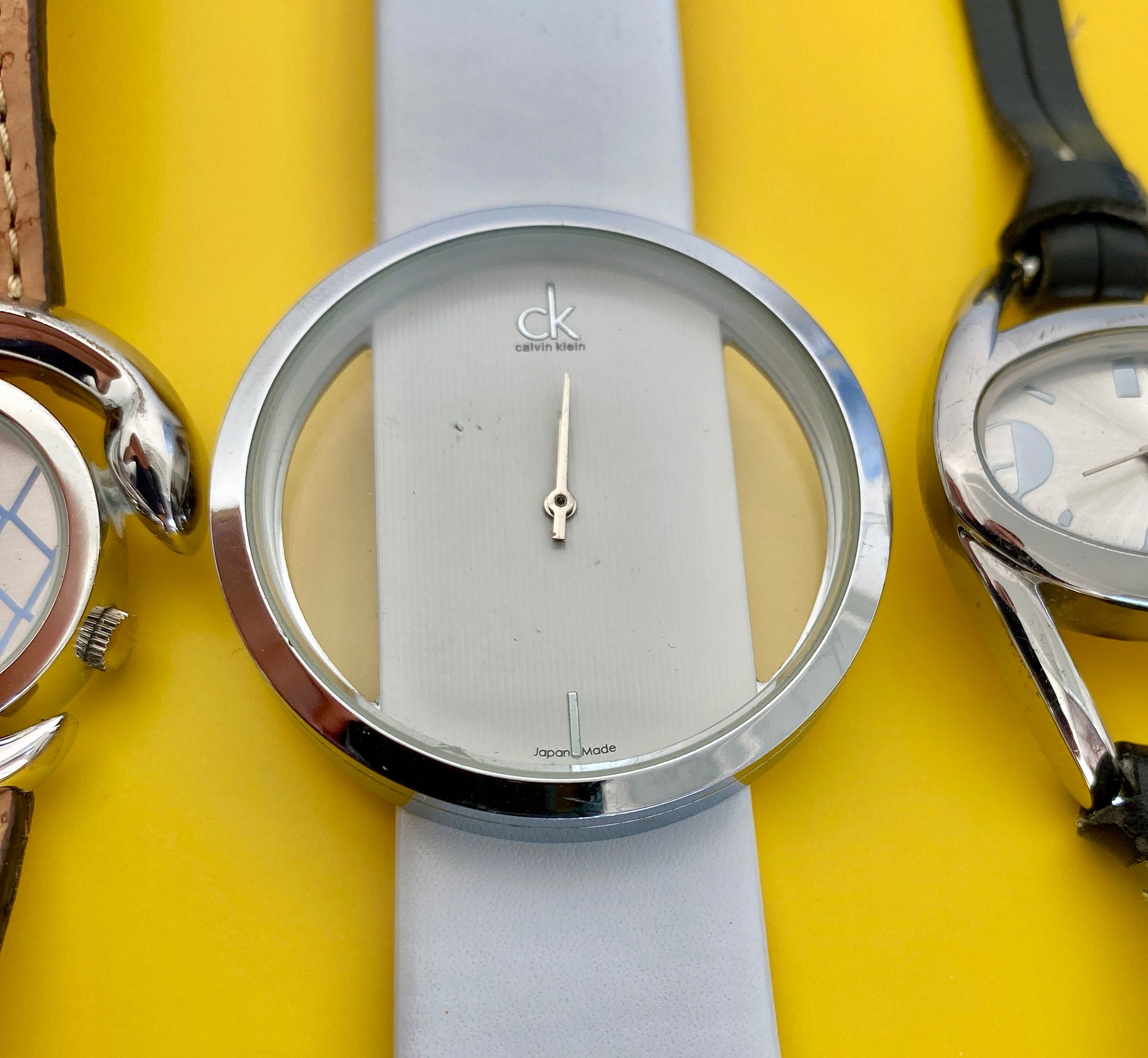 Relógios em lote ou individualmente Calvin Klein Swatch Slick Eliot