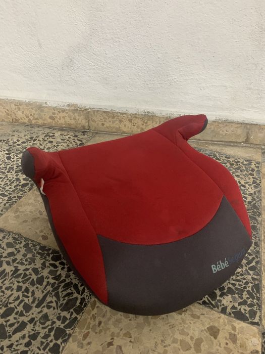 Cadeira Universal para o Carro