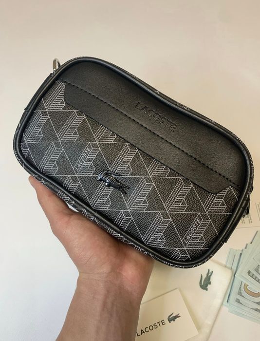 ЛАКОС ТА ЛА КОСЕ LACOSTE / месенджер/чорна