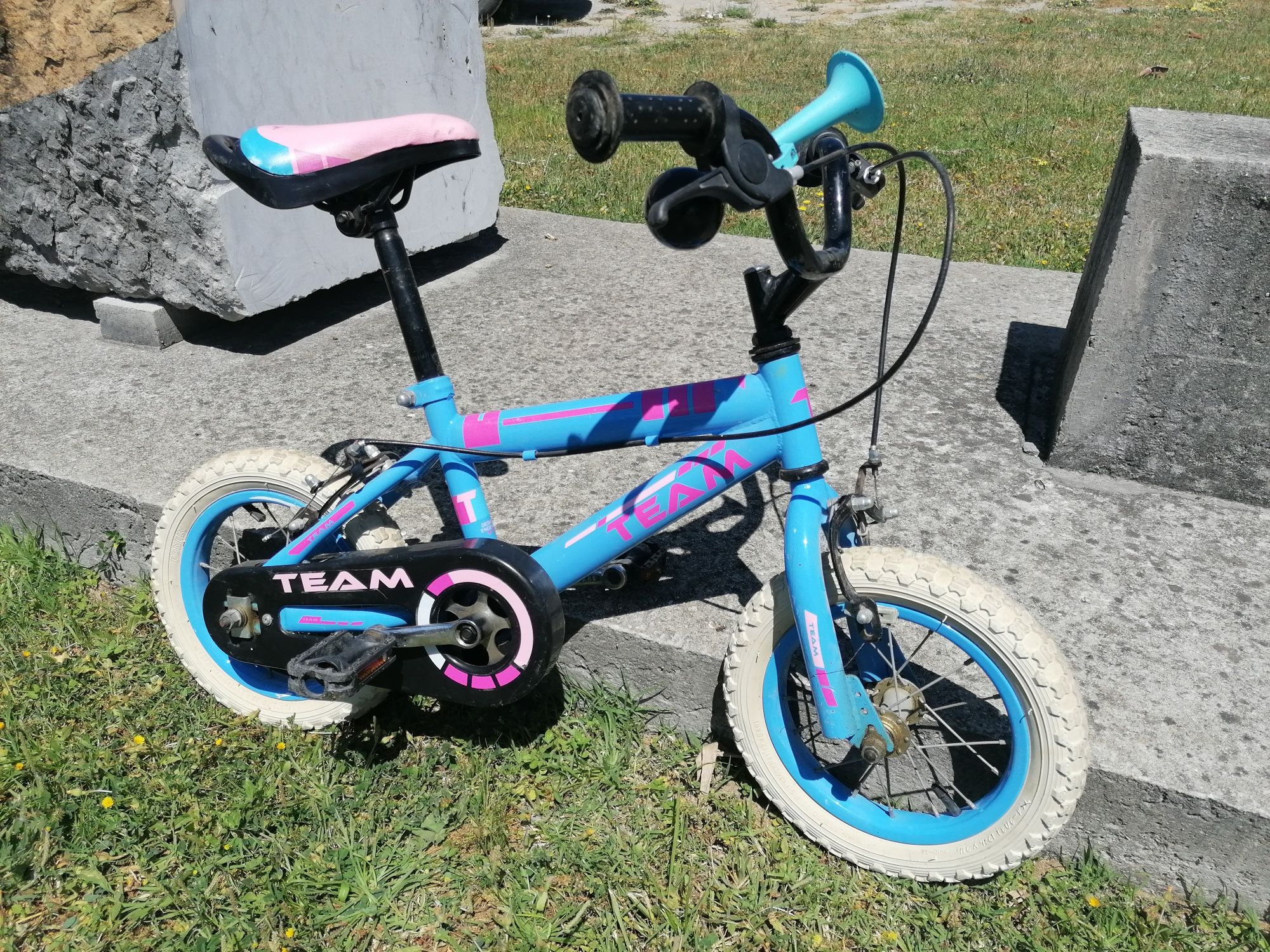 Bicicletas de menina