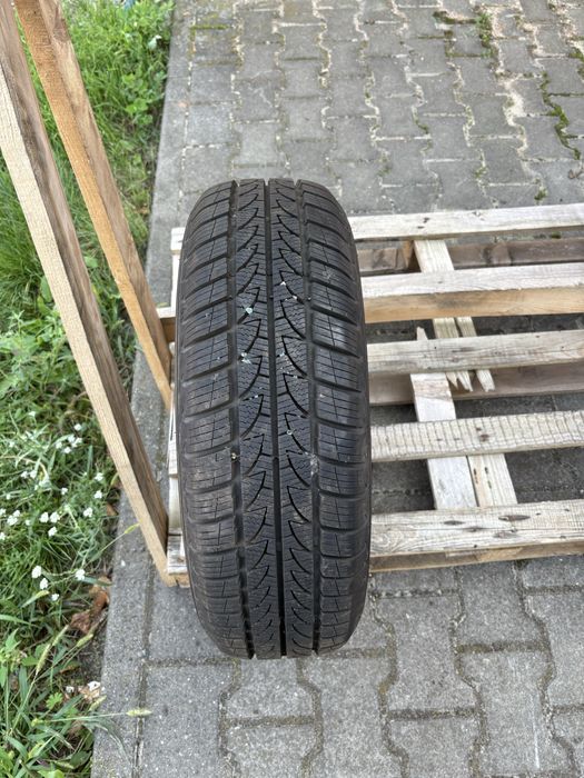 Opony całoroczne DEMO Point S 4Seasons 185/65/15 88T M+S, cena za szt!