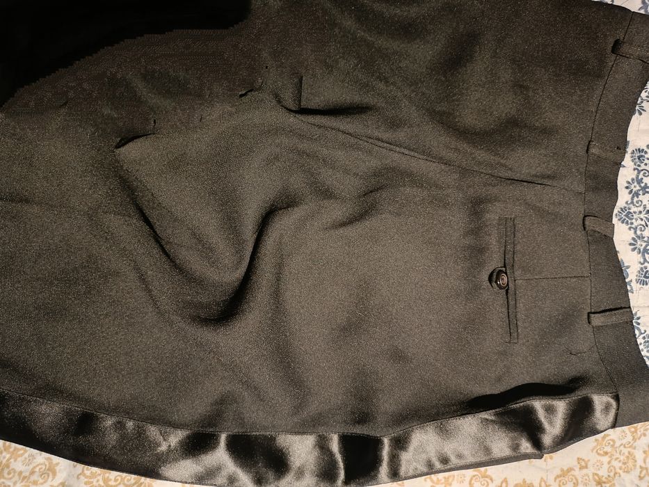 Calças pretas M com faixa cetim festa